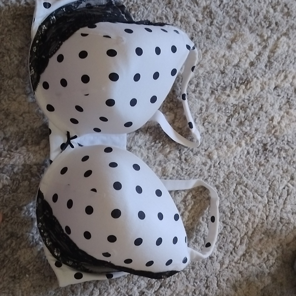 Cacique Bra like new